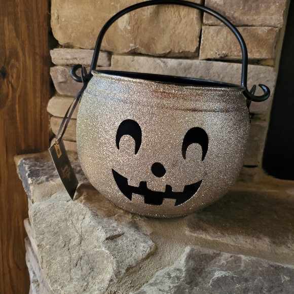 Gorgeous Metal Jack O Lantern Candle/Candy Holder-NWT - Picture 6 of 7